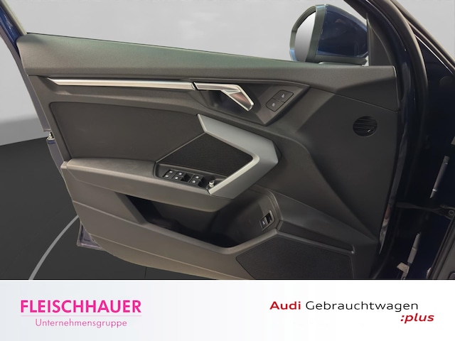Audi A3 30 TFSI S-Line S-Tronic Sedan