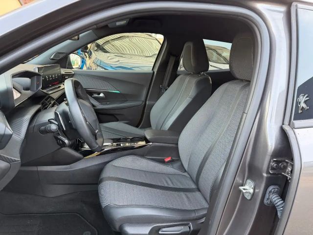 Peugeot 2008 Allure Pack EAT8 PureTech