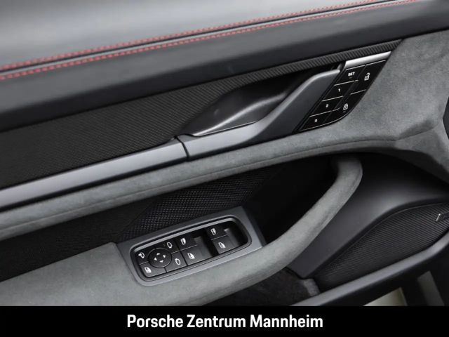 Porsche Taycan GTS Sport Turismo