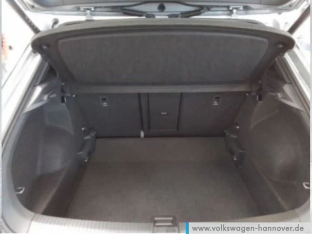 Volkswagen T-Roc 1.5 TSI DSG R-Line