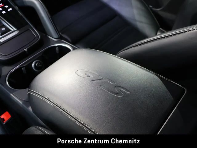 Porsche Cayenne GTS