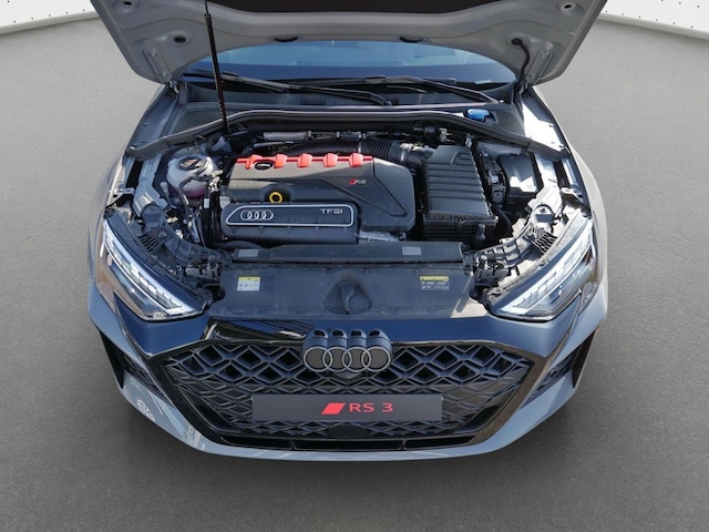 Audi RS3 Quattro S-Tronic Sedan