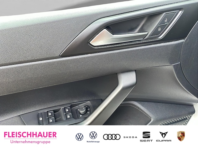 Volkswagen Polo VI LaneAss Parksensoren v+h ankl.Spiegel SHZ LED