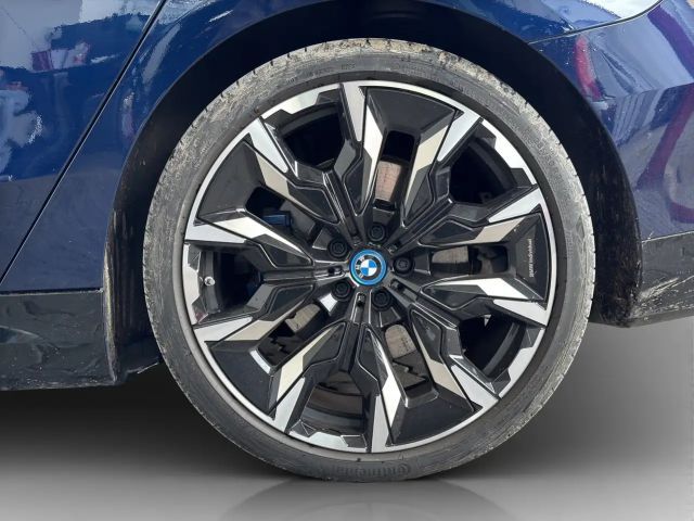 BMW i5 M-Sport Sedan eDrive40