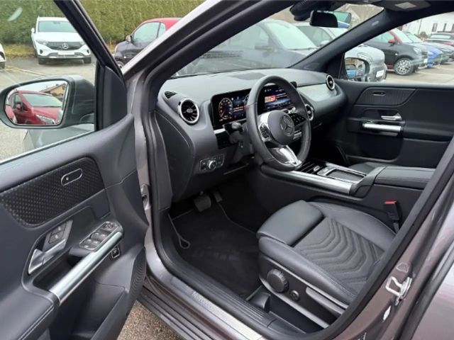 Mercedes-Benz B 180 Progressive Sedan