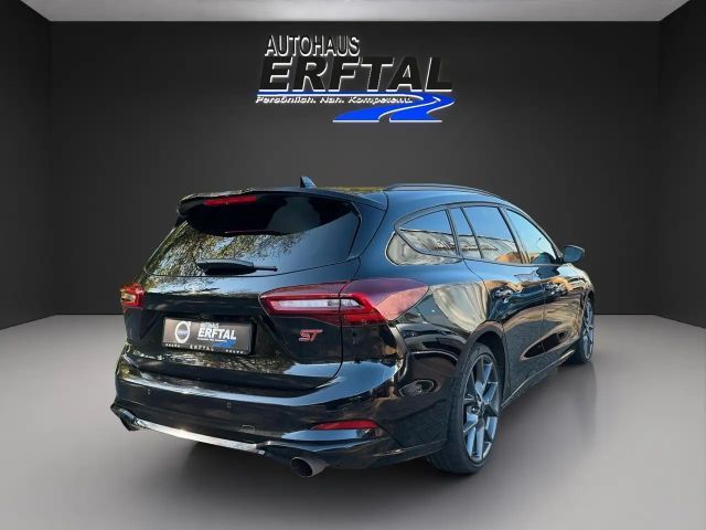 Ford Focus EcoBoost ST Line Wagon