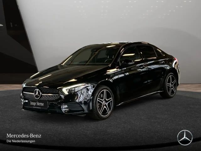 Mercedes-Benz A 250 A 250 e AMG Line