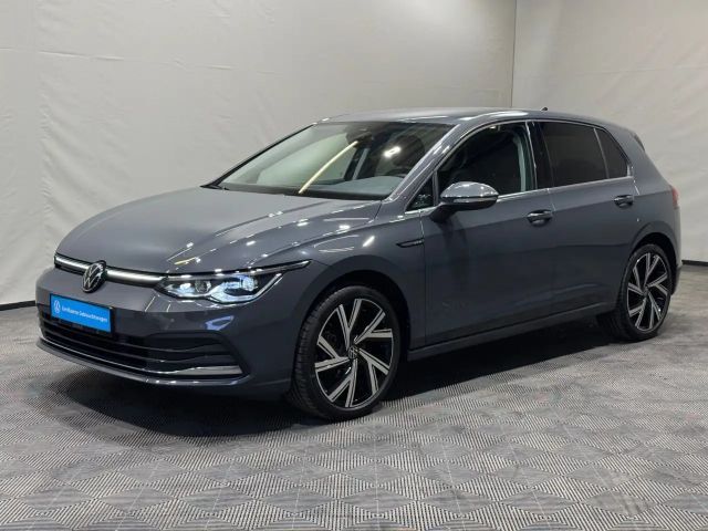 Volkswagen Golf 1.5 eTSI DSG Style