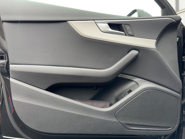 Audi A4 40 TFSI Avant S-Tronic