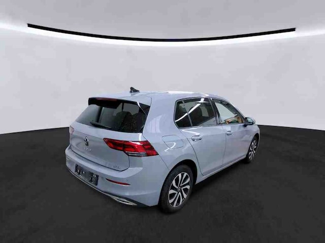 Volkswagen Golf 1.5 eTSI DSG