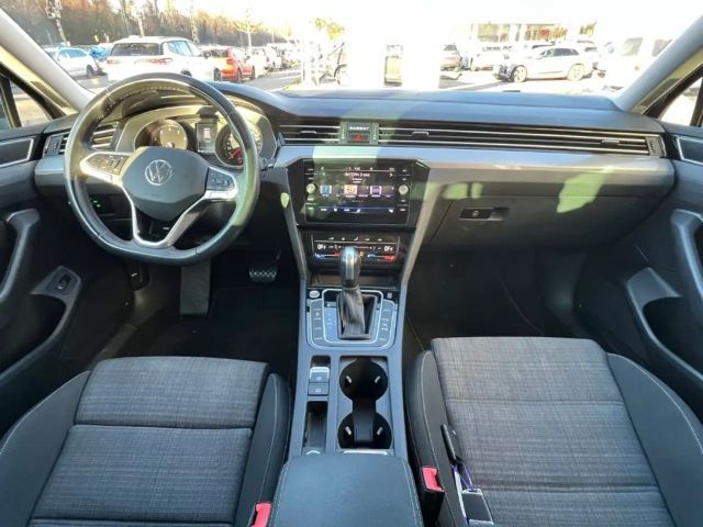 Volkswagen Passat Business DSG Variant