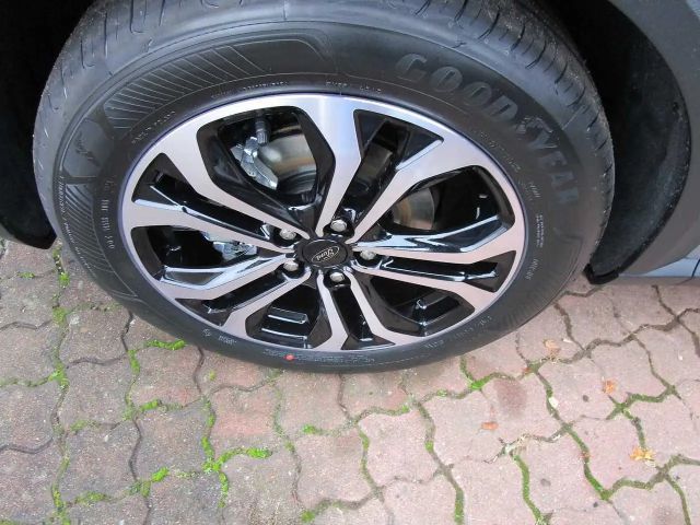 Ford Puma EcoBoost Titanium