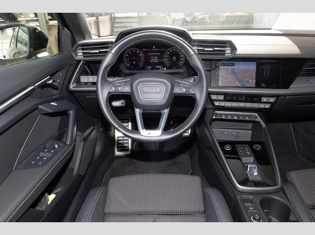 Audi A3 35 TFSI S-Line S-Tronic Sportback