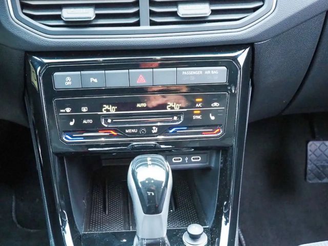 Volkswagen T-Cross 1.0 TSI DSG R-Line