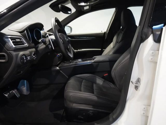 Maserati Ghibli GranSport