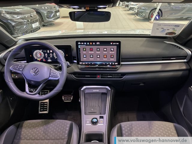 Volkswagen T-Roc 1.5 TSI DSG IQ.Drive R-Line