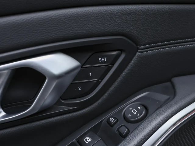 BMW 320 320i M-Sport Touring