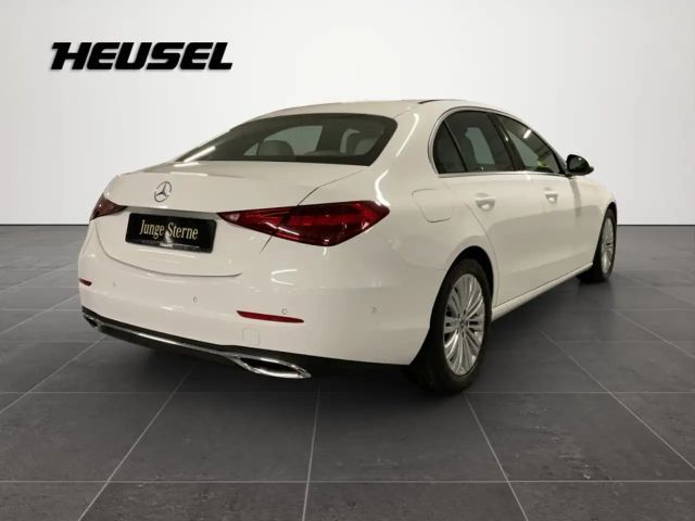 Mercedes-Benz C 180 AVANTGARDE Sedan