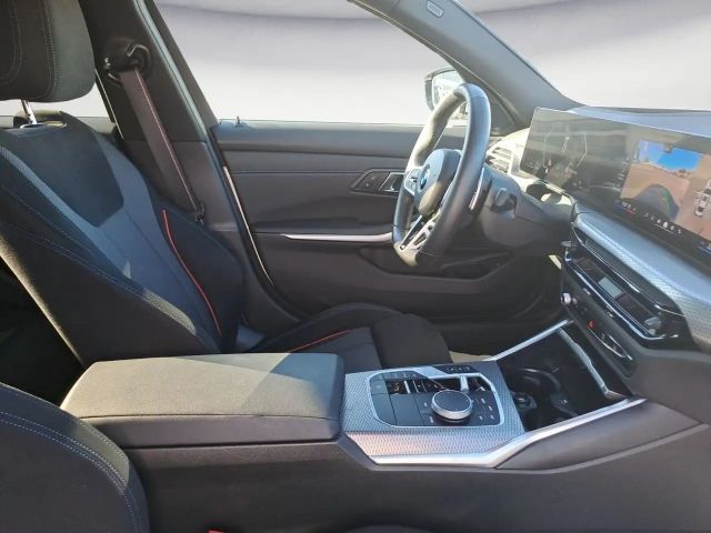 BMW 320 320d M-Sport Sedan xDrive