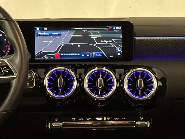 Mercedes-Benz CLA 180 Shooting Brake