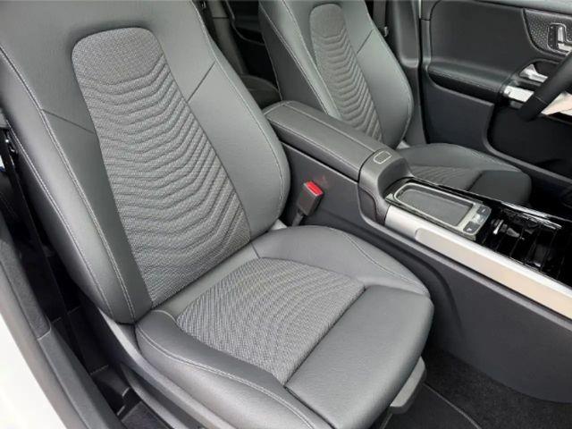 Mercedes-Benz GLB 250 4MATIC Progressive