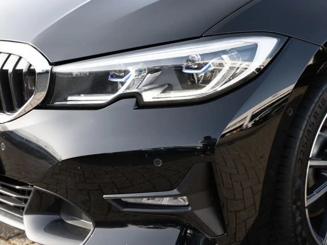 BMW 330 330e Sport Line Touring