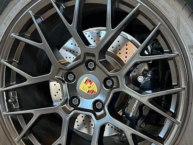 Porsche 992 4S Carrera Coupé