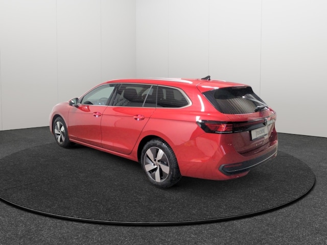 Volkswagen Passat 1.5 eTSI Business DSG