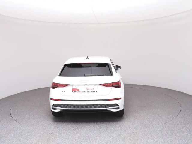 Audi A3 30 TFSI Sedan