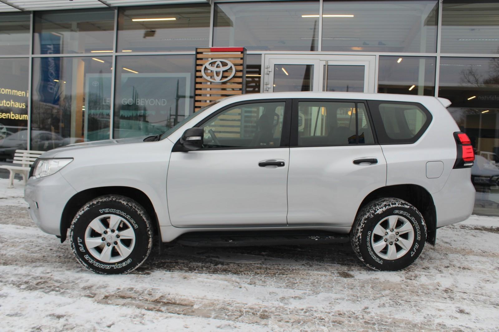 Toyota Land Cruiser Basis Vierwielaandrijving