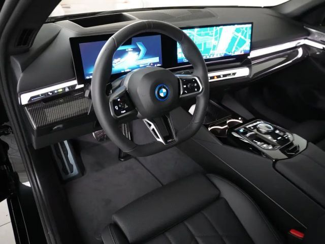 BMW i5 Sedan eDrive40