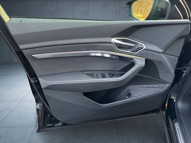 Audi Q8 e-tron 55 Quattro S-Line