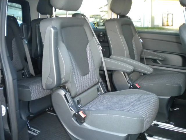 Mercedes-Benz V 300 Style