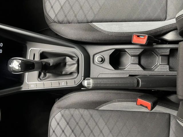 Volkswagen Taigo 1.5 TSI DSG R-Line