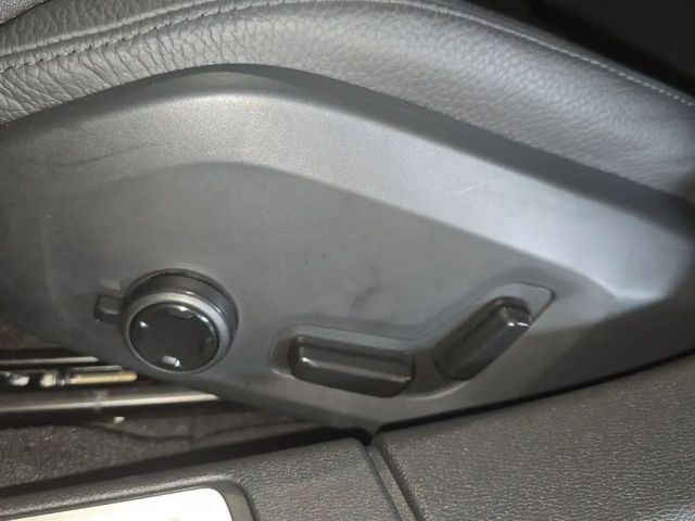 Volvo V60 Cross Country AWD Plus