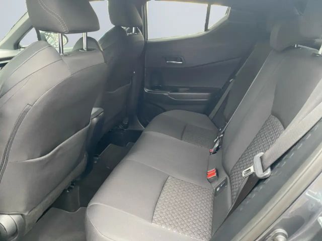 Toyota C-HR Hybride Team D