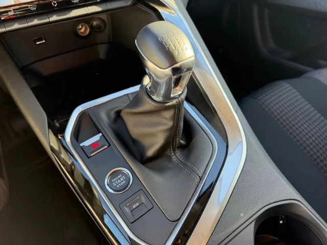 Peugeot 3008 Active Pack PureTech