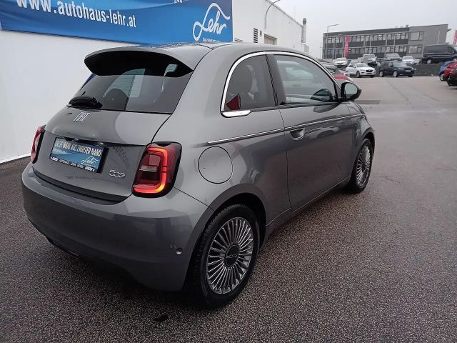 Fiat 500e 42 kWh