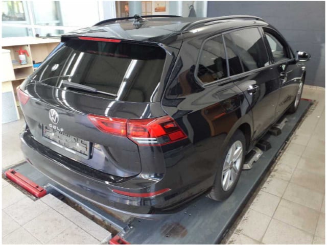 Volkswagen Golf 1.0 TSI Golf VIII Life Variant