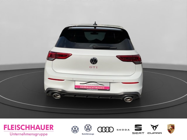 Volkswagen Golf 2.0 TSI Golf VIII