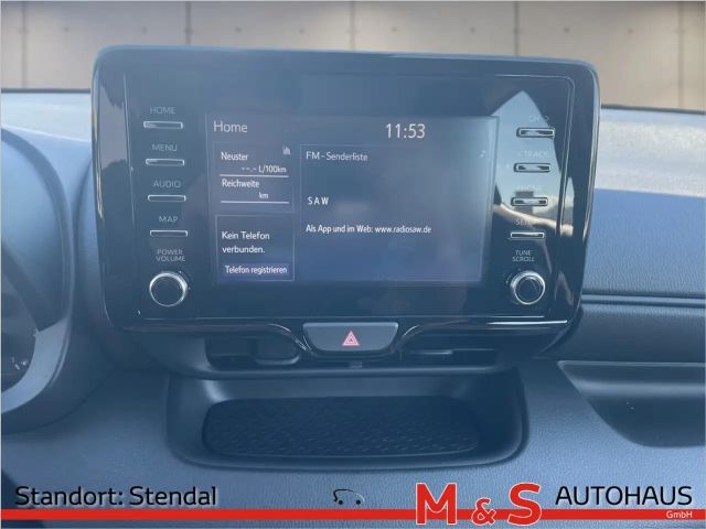 Toyota Yaris 1.0 VVT-i Basis