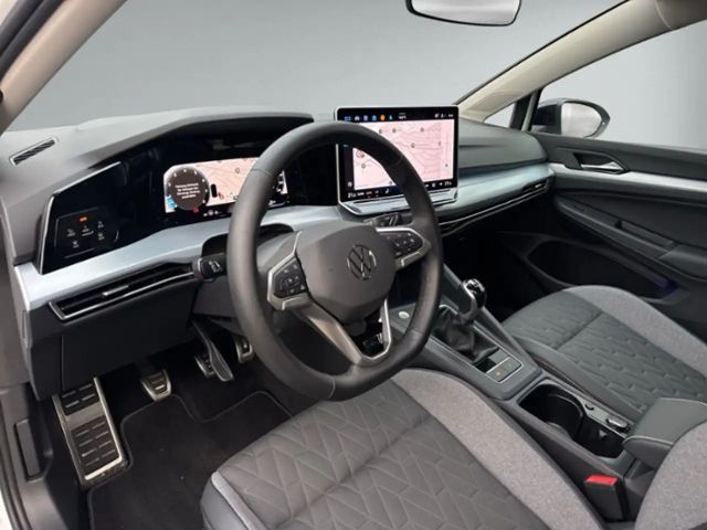 Volkswagen Golf 1.5 TSI Golf VIII