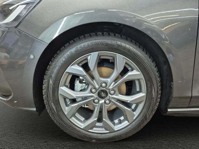 Ford Focus ST Line Wagon