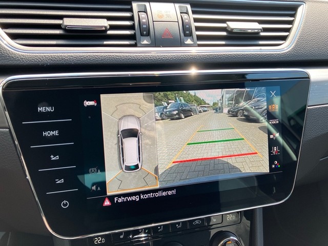 Skoda Superb 2.0 TDI Combi Style Style