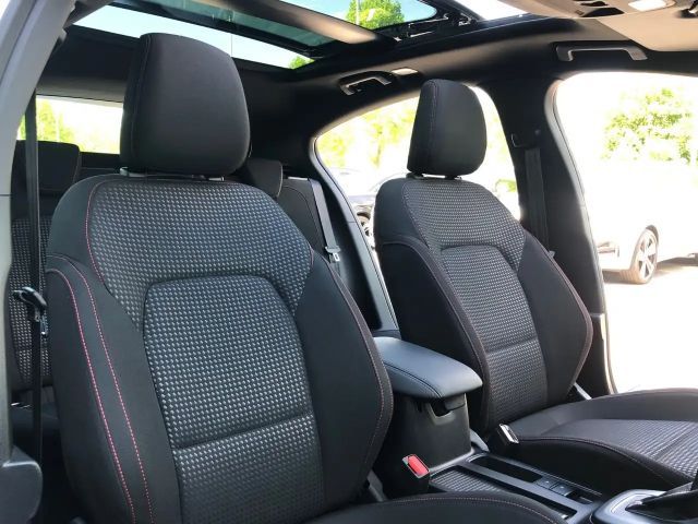 Ford Focus EcoBoost ST Line