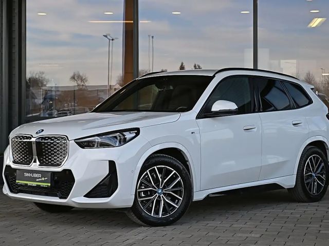 BMW iX1 xDrive30