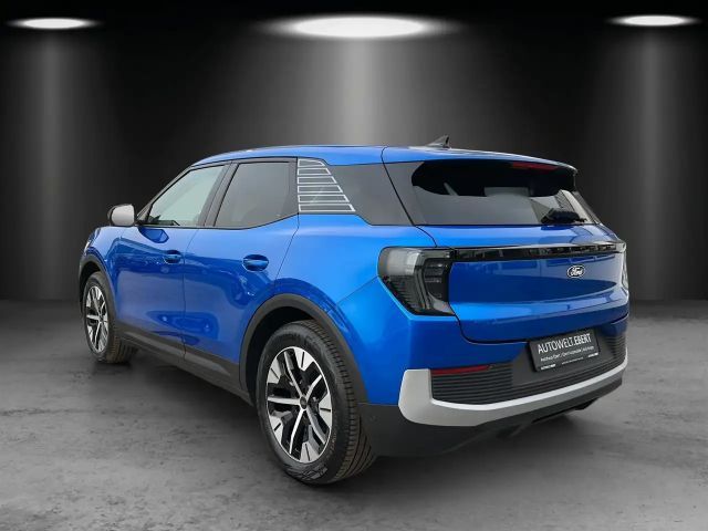 Ford Explorer Extended range RWD