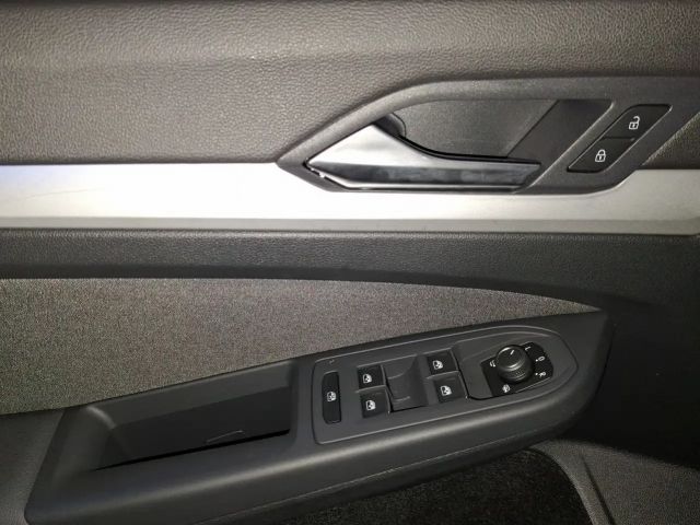 Volkswagen Golf 1.5 TSI Variant