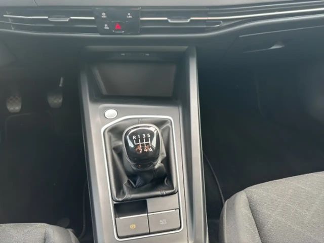 Volkswagen Golf 2.0 TDI Golf VIII Life Variant