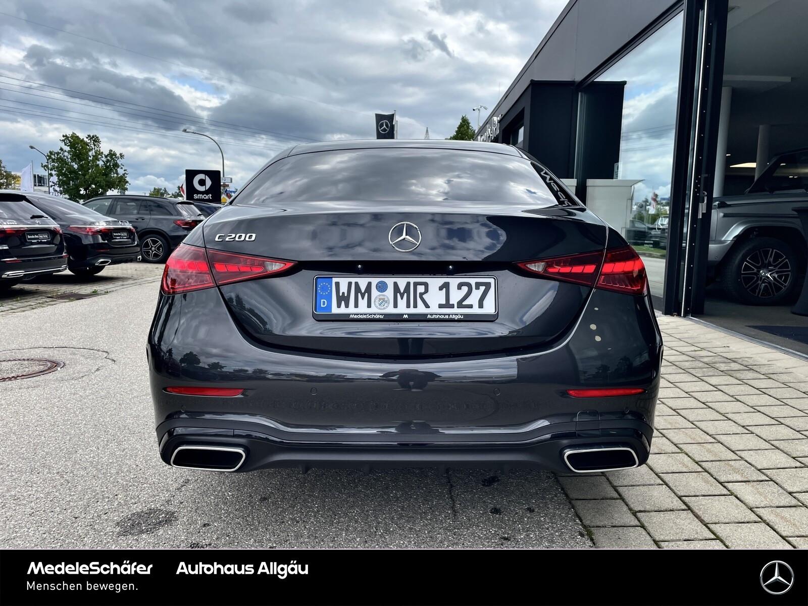 Mercedes-Benz C 200 AMG Line Sedan